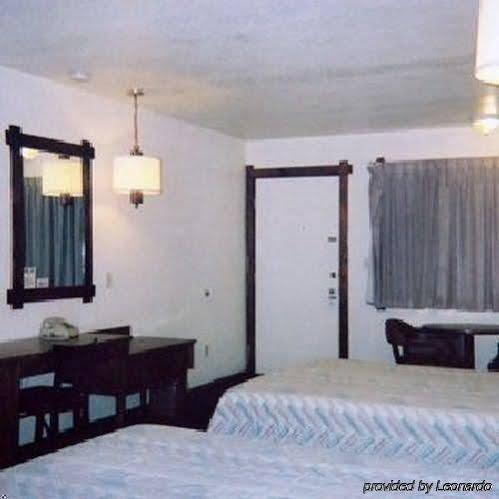 Budget Host Longhorn Motel Byers Kültér fotó